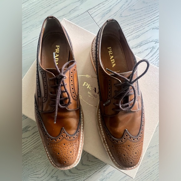 Prada women’s loafer. Good condition. - Picture 3 of 6